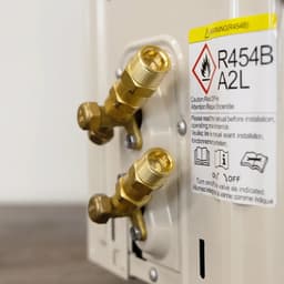 R454B Outdoor Unit Valve Connections